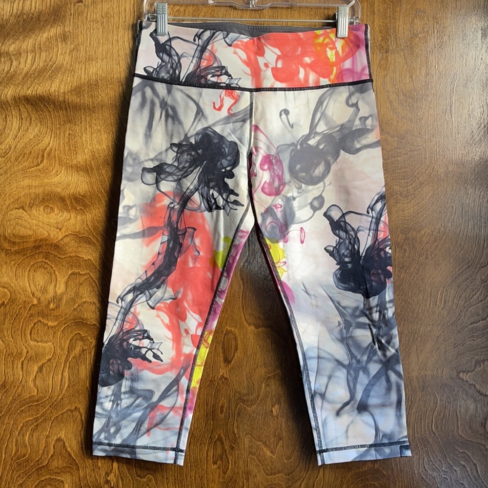 *Extremely rare* Lululemon Wunder Under crops